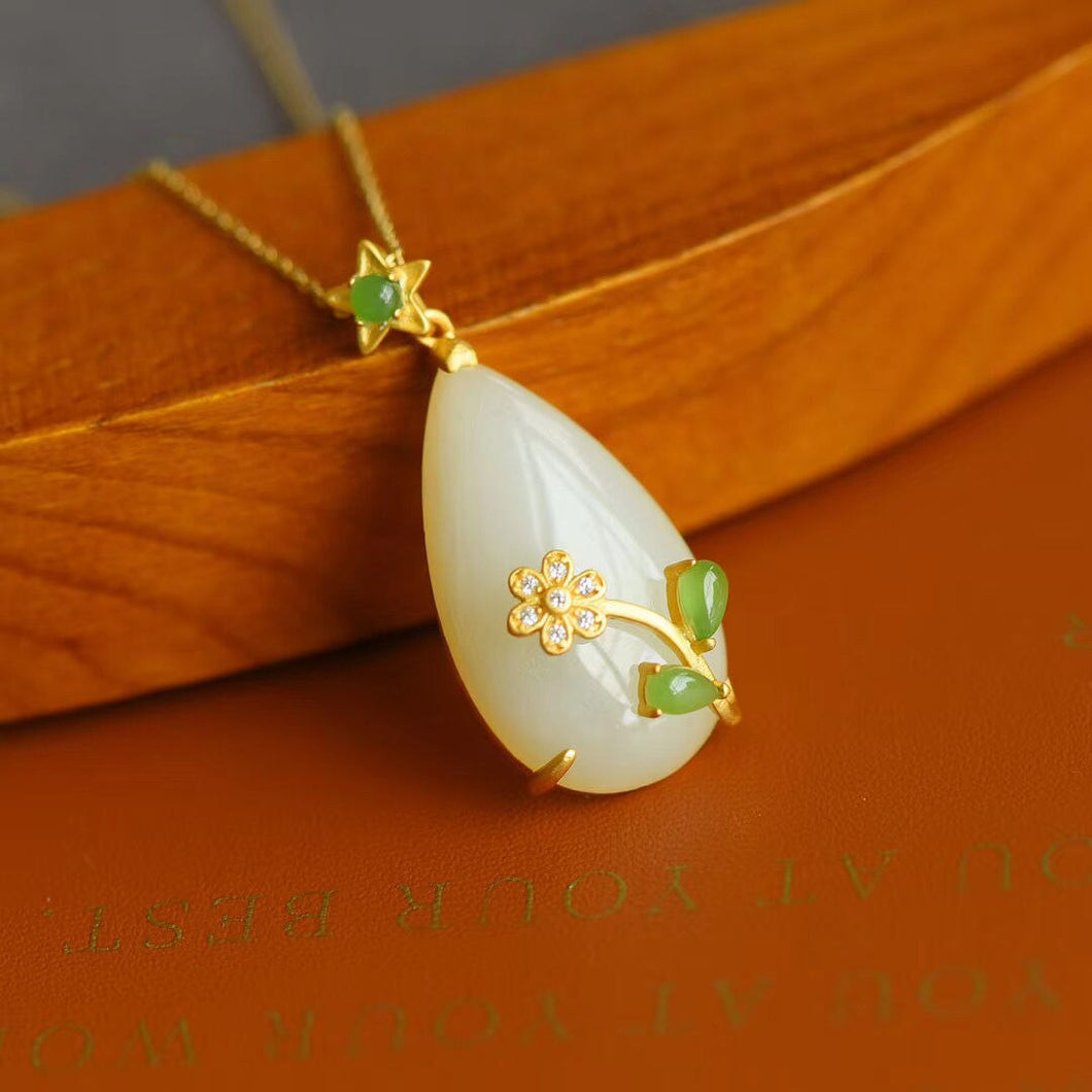 Natural Fine White Jade Drop Shaped Pendant Necklace Vintage Retro Romantic Silver Jewelry