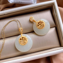 Load image into Gallery viewer, Natural Fine White Jade Round Pendant Necklace Vintage Style Retro Palace Style Creative Women&#39;s Silver Jewelry
