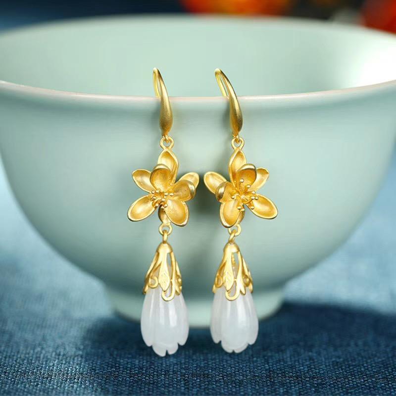 Natural Fine White Jade Plum Blossom Magnolia Earrings Vintage Style Retro Style Elegant Romantic Silver Jewelry