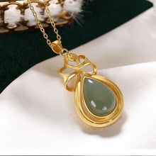 Load image into Gallery viewer, Natural Green Jade Drop Shaped Pendant Necklace Vintage Style Retro Charming Women&#39;s Jewelry
