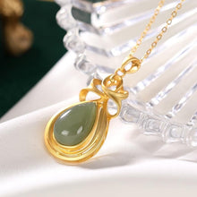 Load image into Gallery viewer, Natural Green Jade Drop Shaped Pendant Necklace Vintage Style Retro Charming Women&#39;s Jewelry
