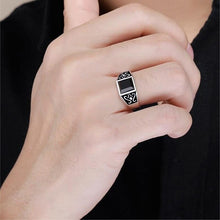 Load image into Gallery viewer, Silver Original Inlaid Black Agate Geometric Retro Opening Adjustable Men&#39;s Ring
