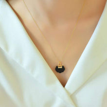 Load image into Gallery viewer, Ancient Golden Craftsmanship Inlaid Black Agate Necklace Pendant Simple and Delicate Ladies Silver Jewelry
