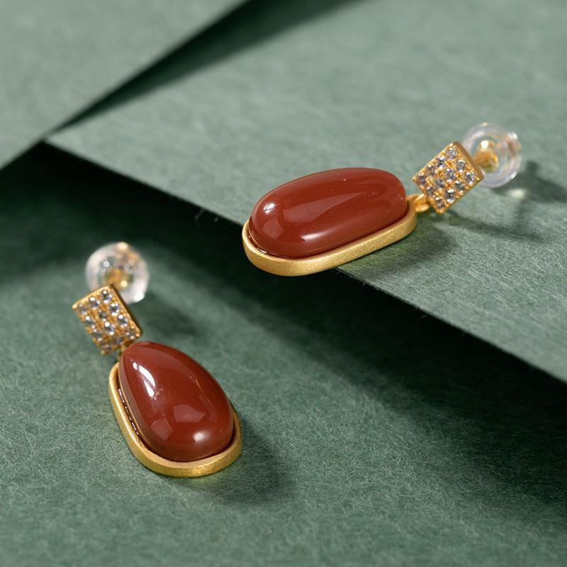 Ancient Golden Craftsmanship Inlaid Southern Red Agate Earrings Exquisite and Elegant Ladies Silver Jewelry