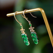 Load image into Gallery viewer, Lokaloca Original Natural Green Jade Leaf Earrings
