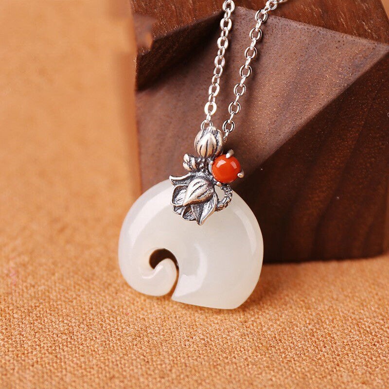 Silver Inlaid Fine White Chalcedony Pendant Necklace Elephant Shape Lovely Retro Charm Elegant Women's Brand Jewelry