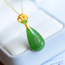 Load image into Gallery viewer, Lokaloca Natural Green Jade Pendant Necklace
