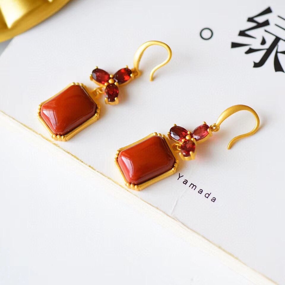 Silver Inlaid with Natural Southern Red Agate Crystal Earrings Vintage Classical Charm Design Women's Jewelry