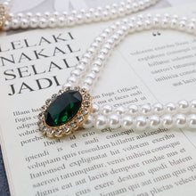 Load image into Gallery viewer, Handmade Double Strand Pearl Beaded With Green Crystal Pendant Necklace
