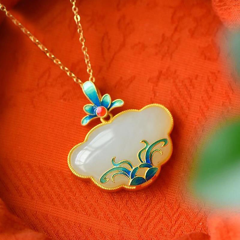 Original Boho New Enamel Porcelain Fine White Jade Lock Pendant Necklace Elegant Charm Creative Female Silver Jewelry