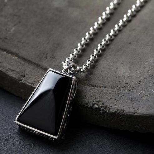 Original Design Geometric Black Agate Pendant Necklace Retro Creative Charm Brand Silver Jewelry