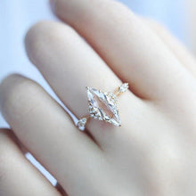 Load image into Gallery viewer, Original Design Retro White Crystal Luxury Cut Sparkling Women&#39;s Opening Adjustable Ring
