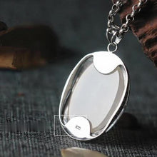 Load image into Gallery viewer, Original Design Oval Chalcedony Creative Pendant Necklace Retro Inlaid Light Luxury Charm Women Silver Jewelry
