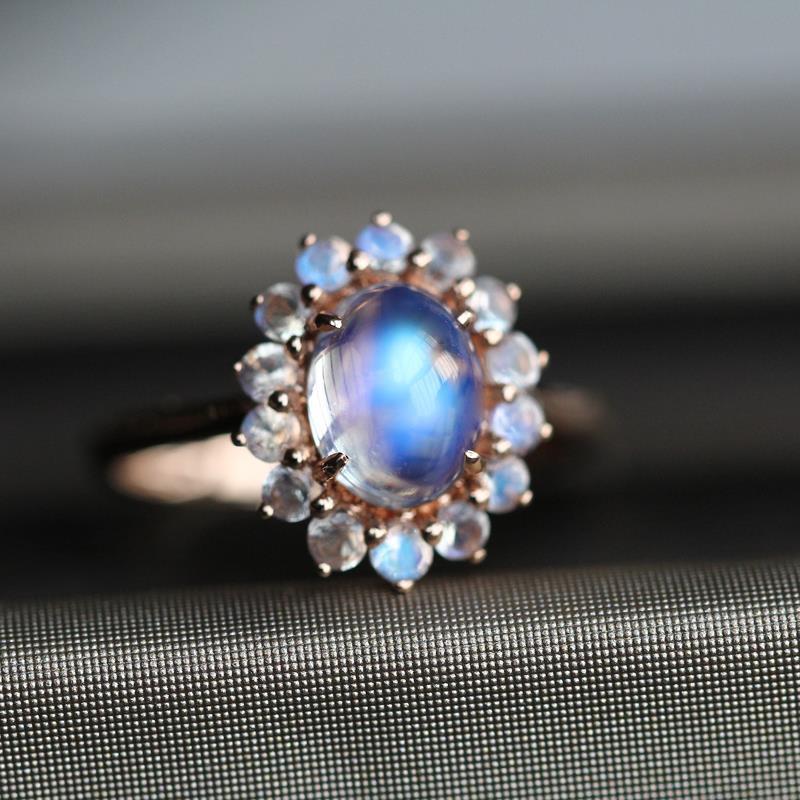 Original Designer Craft Moonstone Oval Opening Adjustable Ring Charm Luxury Charm Ladies Silver Jewelry