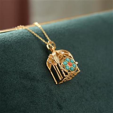 Original Designer Craftsmanship Lab Turquoise Pendant Necklace Retro Light Luxury Unique Charm Women's Silver Jewelry