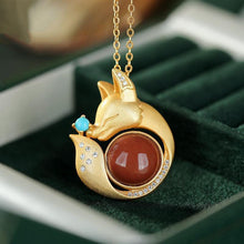 Load image into Gallery viewer, Original Designer Natural Southern Red Agate Crystal Pendant Necklace Creative Fox Shape Charm Brand Jewelry
