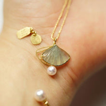 Load image into Gallery viewer, Original Natural Ice Chalcedony Scallop Pendant Necklace Elegant Charm Ladies Silver Jewelry
