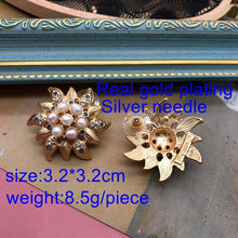 Load image into Gallery viewer, Handmade Luxury Gold-plating Pearl beaded Stud Earrings
