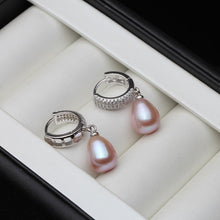 Load image into Gallery viewer, Iridescent Design 925 Sterning Silver Top Grade Freshwater Pearl Earrings
