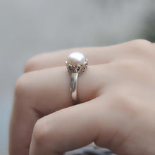 Load image into Gallery viewer, S925 Sterling Silver Women&#39;s Original Design Vintage Style Elegant Pearl Open Retro Ring
