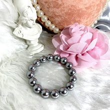 Load image into Gallery viewer, 6/8/10mm Luxury Grey Fresh Shell Pearl Beaded Bracelet
