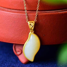 Load image into Gallery viewer, Silver Natural Fine Jade Chalcedony Pendant Necklace
