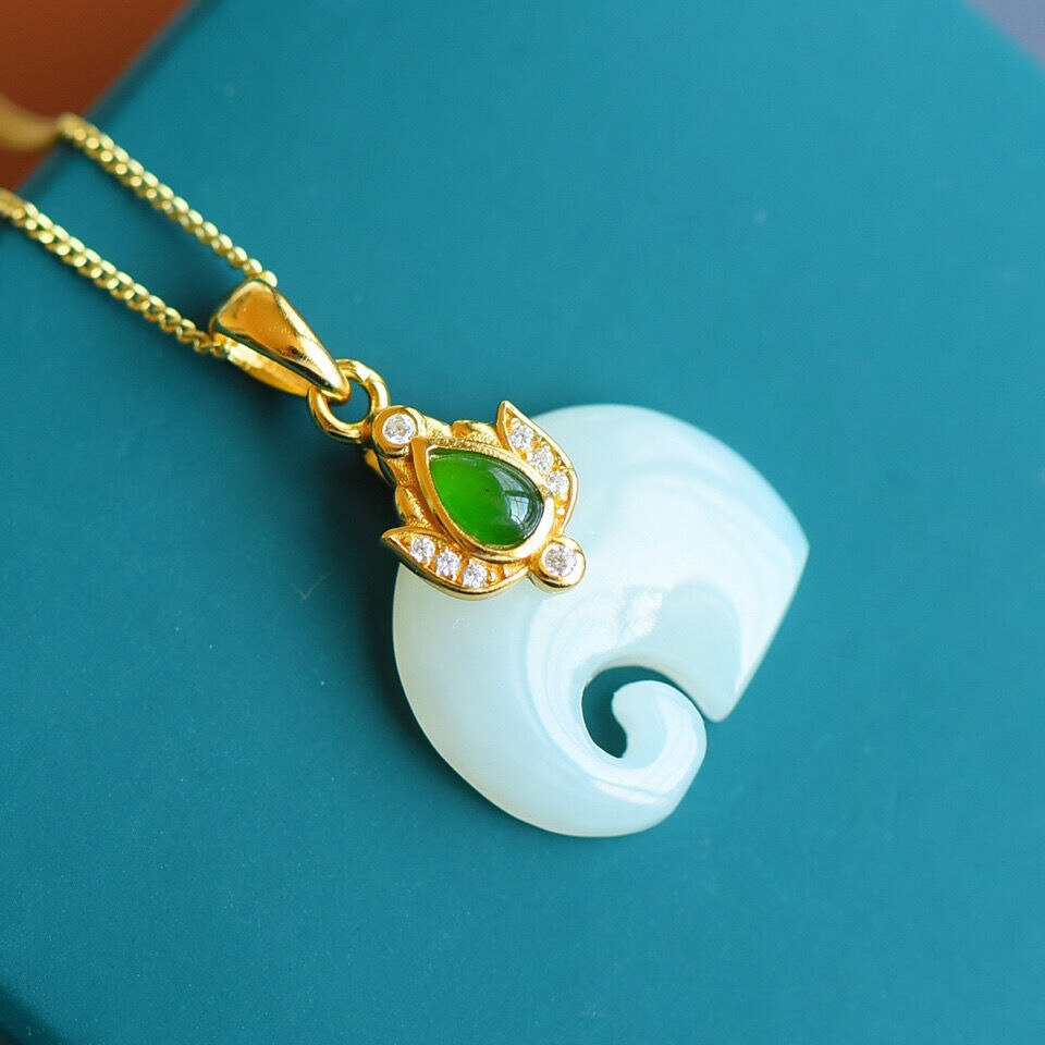 Lokaloca Natural White Jade Elephant Pendant Necklace