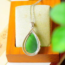 Load image into Gallery viewer, Lokaloca Natural Fine Jade Green Drop-shaped Pendant Necklace
