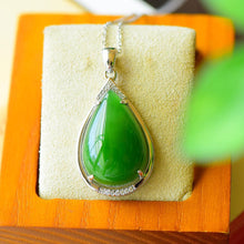 Load image into Gallery viewer, Lokaloca Natural Fine Jade Green Drop-shaped Pendant Necklace
