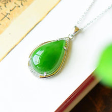 Load image into Gallery viewer, Lokaloca Natural Fine Jade Green Drop-shaped Pendant Necklace
