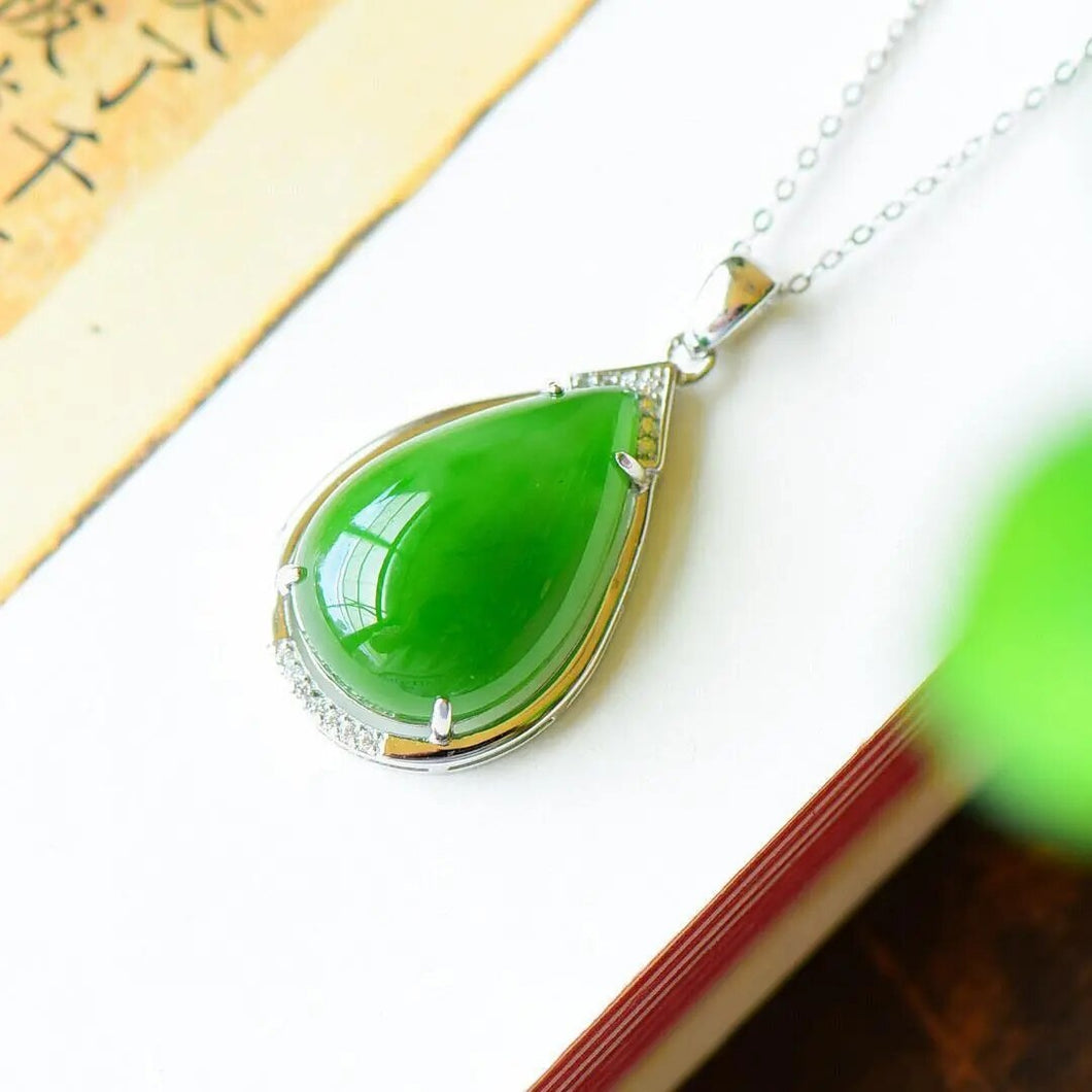 Lokaloca Natural Fine Jade Green Drop-shaped Pendant Necklace