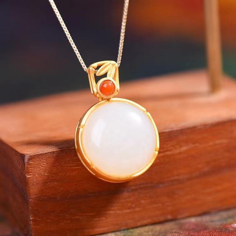 Silver Nature Fine White Jade Round Pendant Necklace