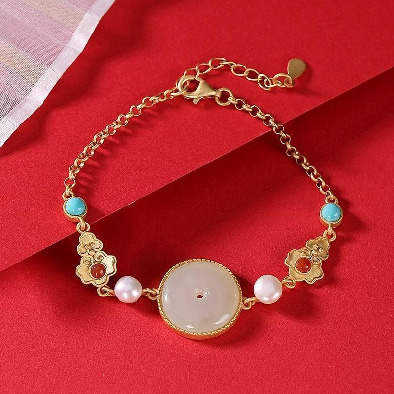 Lokaloca Natural Fine White Jade Chalcedony Bracelet